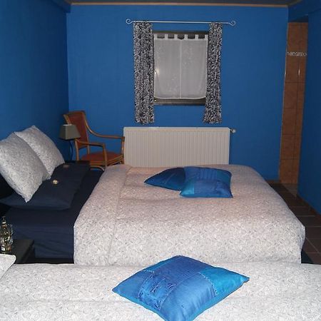 Fleurs-Sauvages Hebronval Room photo