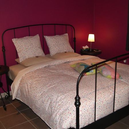 Fleurs-Sauvages Hebronval Room photo