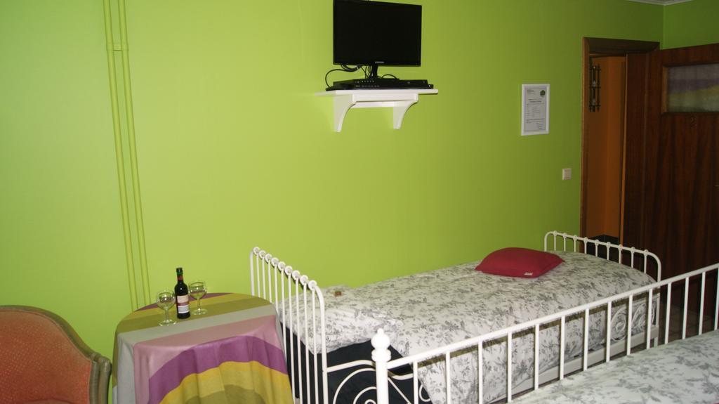 Fleurs-Sauvages Hebronval Room photo