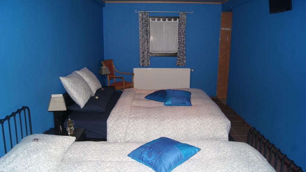 Fleurs-Sauvages Hebronval Room photo