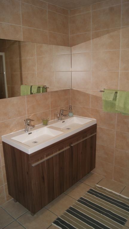 Fleurs-Sauvages Hebronval Room photo